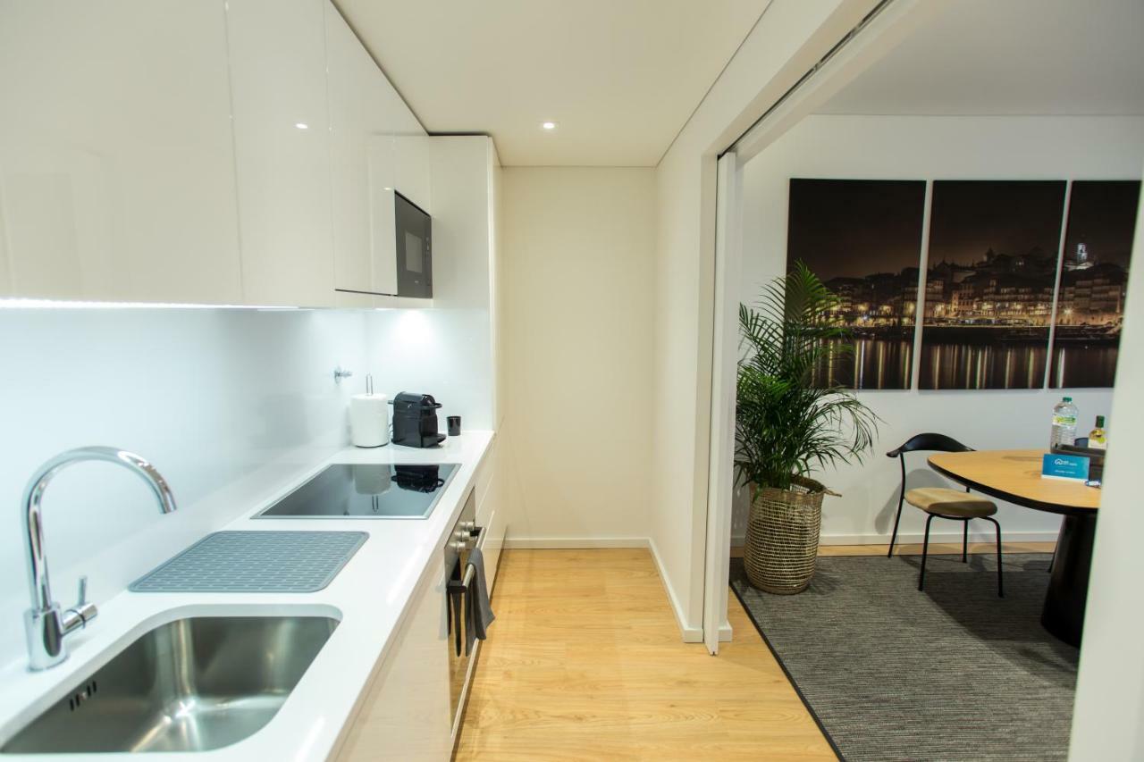 Ninon- Premium Trindade By Porto City Hosts Luaran gambar