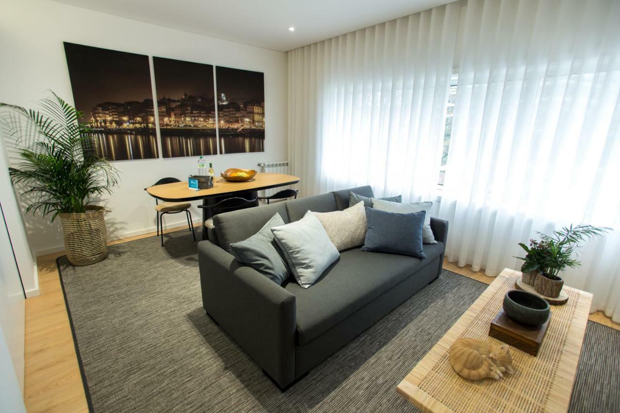 Ninon- Premium Trindade By Porto City Hosts Luaran gambar